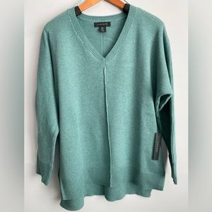 TAHARI.  New w tags.  Deep mint green V neck sweater.  SIZE Medium